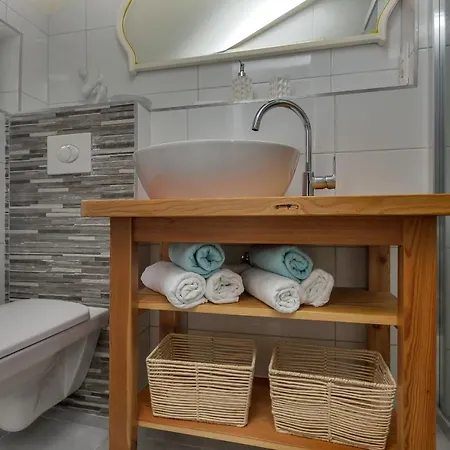 Montana, Town Centre 公寓