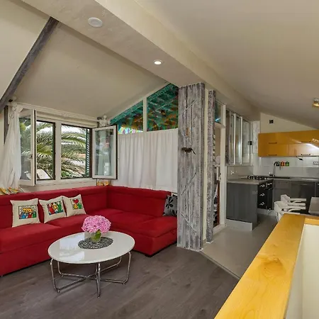 Montana, Town Centre 马卡尔斯卡