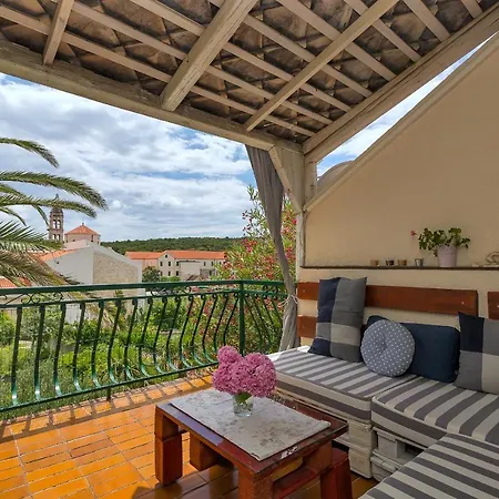 Montana, Town Centre